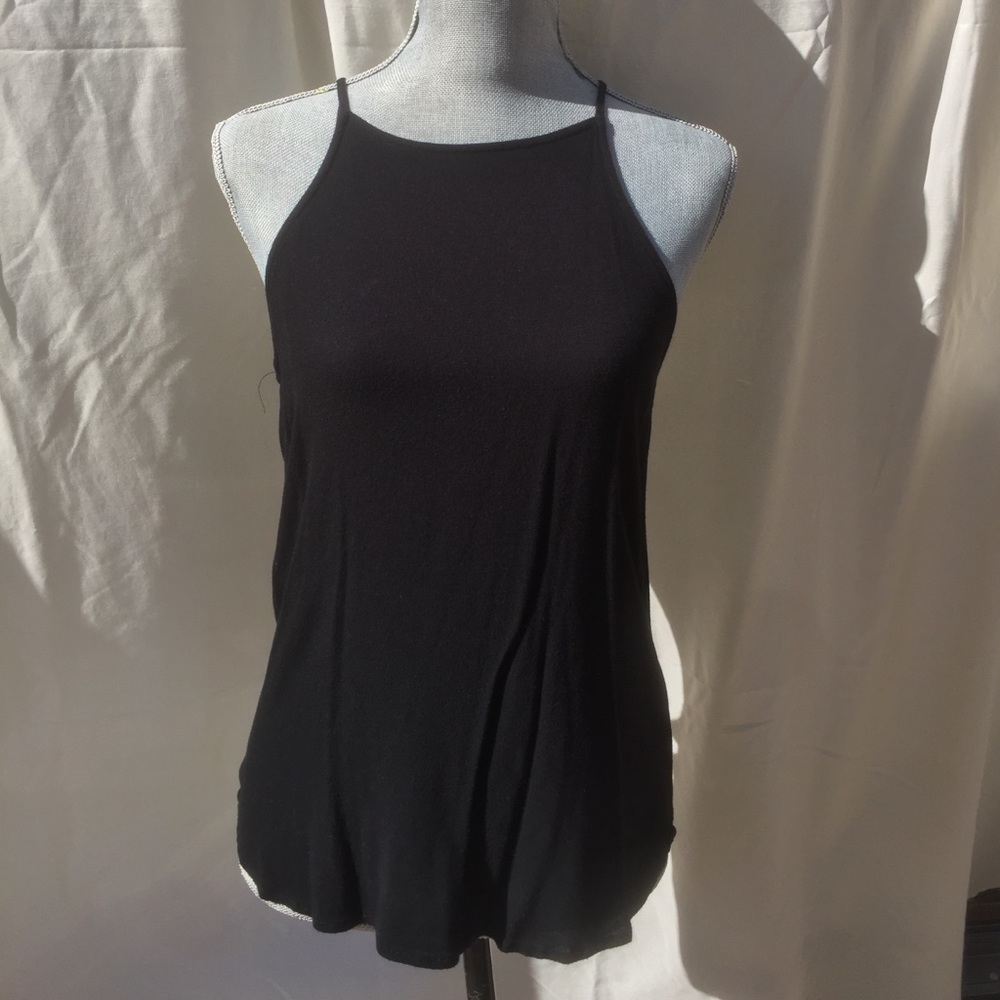 Basic Black Top - Picture 2 of 10